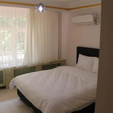 Aparthotel Abbasi 4*